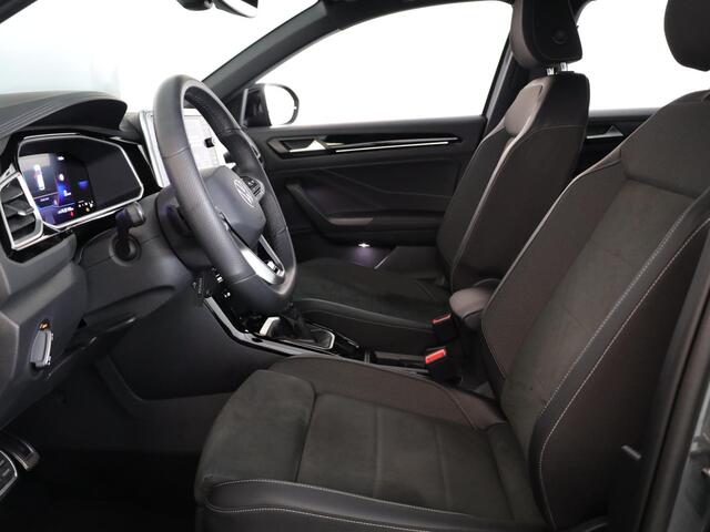 Volkswagen T-Roc 1.5 TSI R-Line 150 PK DSG | Navigatie | Trekhaak afneembaar | ErgoActive Stoel Pakket | Parkeercamera |