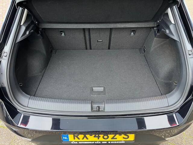 Volkswagen T-Roc 1.5 TSI STYLE NL AUTO NAP LOGISCH 150PK