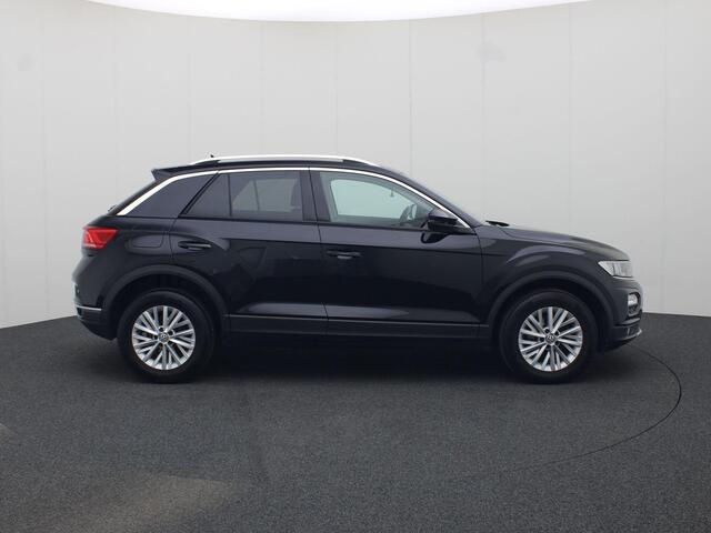 Volkswagen T-Roc 1.0TSI/115PK Style · Navigatie · Parkeersensoren · Apple/Android Car Play ·