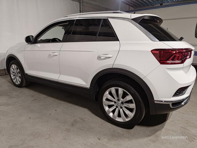 Volkswagen T-Roc 1.5 TSI 150pk Sport Carplay / Elektr.A.Klep / A.Cam./ Afn.Trekhaak / Adapt.Cruise C.