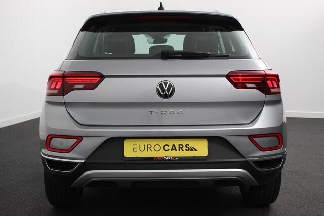 Volkswagen T-Roc 1.5 TSI 150pk DSG Style | Navigatie | Apple Carplay/Android Auto | Parkeersensoren | Camera | Adaptive Cruise Control | Blind Spot Assist | Park Assist | Stoel- en stuurverwarming | Elektrische achterklep | LED-koplampen