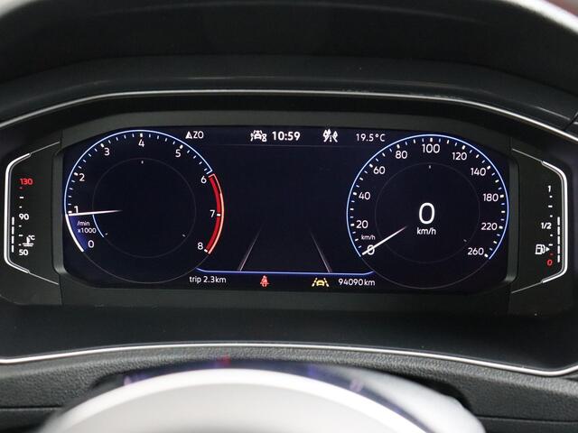 Volkswagen T-Roc 1.5 TSI Sport Business R | Trekhaak | ACC | Camera!