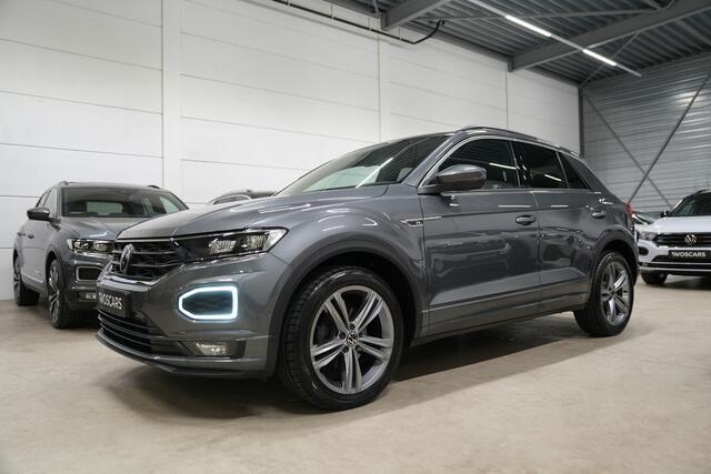 Volkswagen T-Roc 1.5 TSI R-Line * Virtual - Trekhaak - Keyless - Camera - ACC - App - Blind Spot *