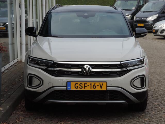 Volkswagen T-Roc 1.5 TSI Black Style DSG - Camera | ACC | Matrix LED | CarPlay | Park Assist | Elek. klep