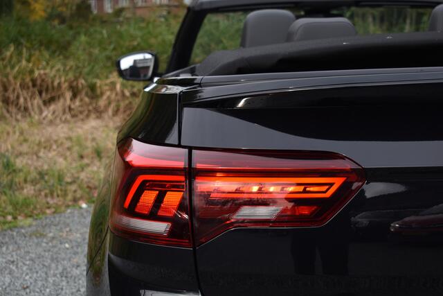 Volkswagen T-Roc Cabrio 1.5 TSI 150PK DSG R-LINE LEDER/PDC/NAVI