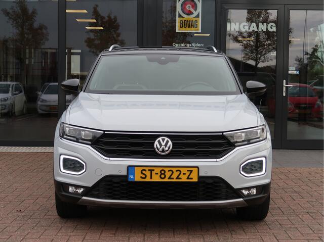 Volkswagen T-Roc 1.5 TSI Sport Executive | Park-Assist | Camera | Elektr Achterklep