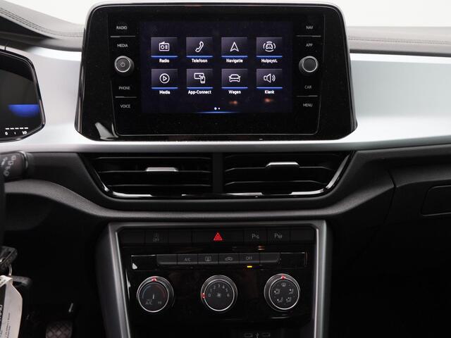 Volkswagen T-Roc 1.0 TSi 110 Pk Life | Adaptive Cruise | Navigatie | CarPlay | Camera | Climate | 25.102 Km!!