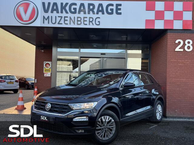 Volkswagen T-Roc 1.0 TSI Style // APPLE CARPLAY - ANDROID AUTO // PDC // CLIMA // STOELVERWARMING //
