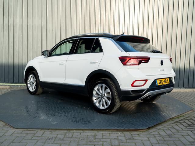 Volkswagen T-Roc 1.5 TSI 150Pk DSG Style | Trekhaak afnb. | IQ Light | Allseason banden | Prijs Rijklaar!!