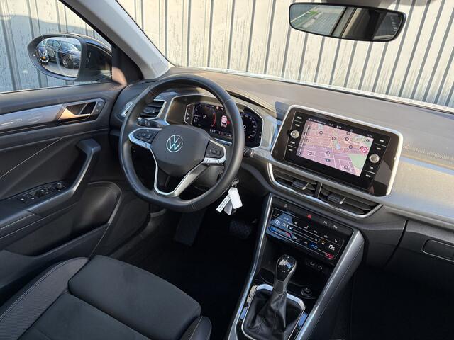 Volkswagen T-Roc 1.5 TSI 150Pk DSG Style | Trekhaak afnb. | IQ Light | Allseason banden | Prijs Rijklaar!!