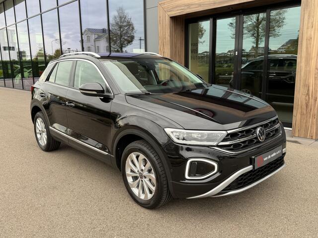 Volkswagen T-Roc 1.5 TSI 150pk DSG Style | Dode hoek | Camera | Keyless | Elek. Achterklep | Rijklaar incl. garantie