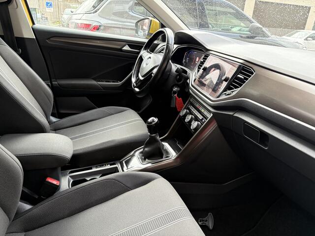 Volkswagen T-Roc 1.0 TSI Style - NL AUTO/PANO/CARPLAY/COCKPIT/TOPSTAAT