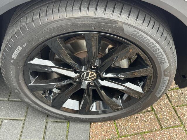 Volkswagen T-Roc 1.5 TSI Sport,Navi,Carpl,Cam,Cruise,Led