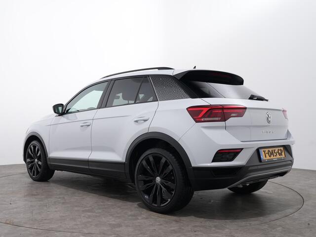 Volkswagen T-Roc 1.5 TSI 150PK STYLE BLACK PACK DSG | Navi | Camera | 19 inch | Zeer Mooi!