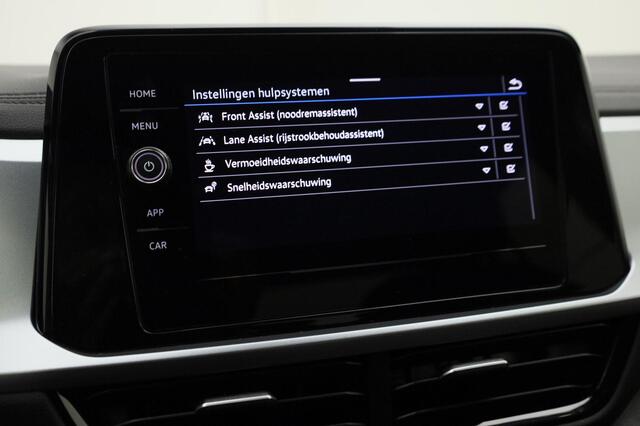 Volkswagen T-Roc 1.0TSI/116PK Life · Apple/Android · Parkeersensoren · LED · Garantie tot januari 2027