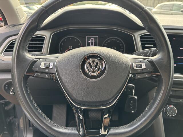 Volkswagen T-Roc 1.5 TSI Style Automaat Trekhaak / Navigatie / Carplay