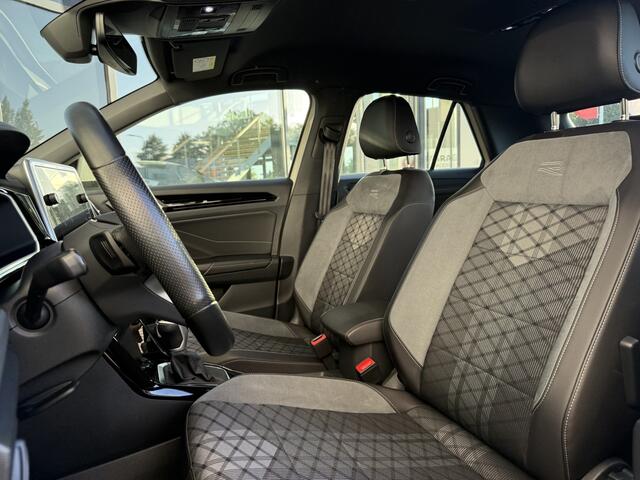 Volkswagen T-Roc 1.5 TSI R-Line DSG NAVI/APPLE CARPLAY,PDC,IQ LIGHT,VIRTUAL
