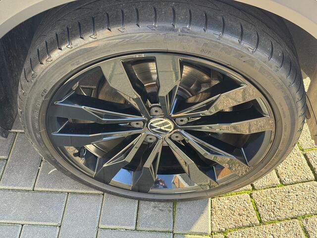 Volkswagen T-Roc 1.5 TSI Sport,19Inc,Cam,Cruise,Carpl,Led,Virtual