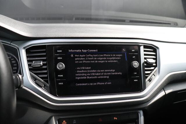 Volkswagen T-Roc 1.5 TSI Sport Business R | STOELVERW. | PANO | CAMERA | NAVI | CRUISE | APPLE CARPLAY |