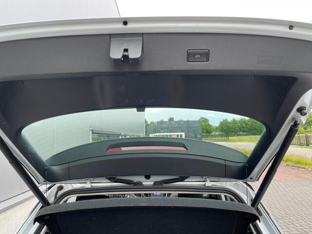 Volkswagen T-Roc 1.0 TSI Sport 11-2018 Full Pano/ACC/ECC/Camera