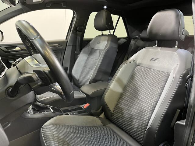 Volkswagen T-Roc 1.5 TSI R-Line / AUTOMAAT/ PANO/ 2x R-LINE/ PARK. SENSOREN + CAMERA/ LED/ DODE HOEK/ ADAPT. CRUISE/ NAV/ APP-CONNECT/ DIGITAL DASH./ DAB/ ELEK. ACHTERKLEP/ 19'' LMV