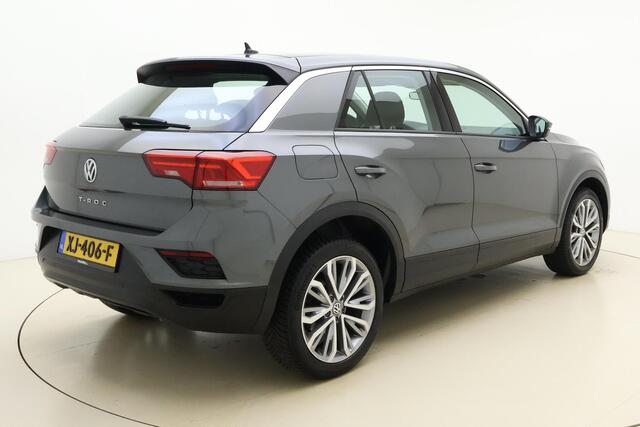 Volkswagen T-Roc 1.0 TSI 115 PK | Airco | DAB Radio | Lichtmetalen velgen | Parkeersensoren voor en achter | Cruise control | licht & Regensensor