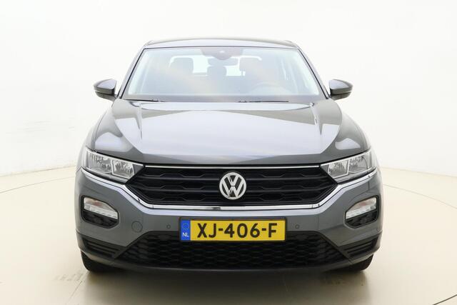 Volkswagen T-Roc 1.0 TSI 115 PK | Airco | DAB Radio | Lichtmetalen velgen | Parkeersensoren voor en achter | Cruise control | licht & Regensensor