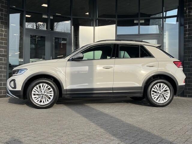 Volkswagen T-Roc 1.5 TSI AUT. LIFE VIRTU - NAVI - AFN. TREKH. - PDC