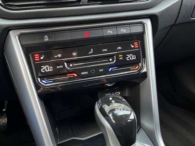 Volkswagen T-Roc 1.5 TSI AUT. LIFE VIRTU - NAVI - AFN. TREKH. - PDC