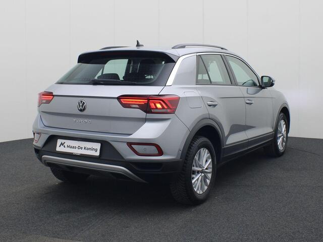 Volkswagen T-Roc 1.0TSI/110PK Life Business · Navigatie · Apple/Android · Stoelverwarming · Garantie tot april 2027 of 100000km.