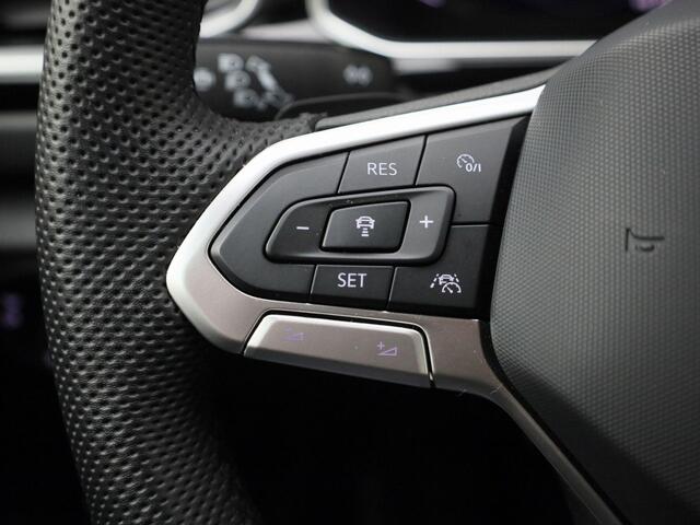 Volkswagen T-Roc 1.5TSI/150PK R-Line DSG · Apple/Android · Camera + Parkeersensoren · Stoelverwarming · Garantie tot maart 2027