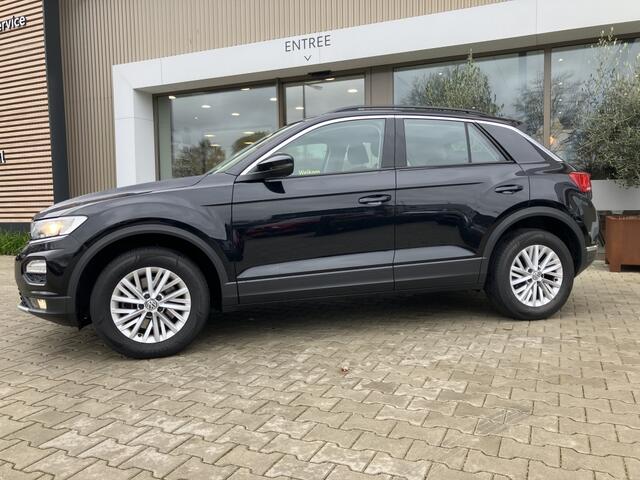 Volkswagen T-Roc 1.5 TSI (150pk) Style | Trekhaak | Camera | PDC v/a | Adap crui