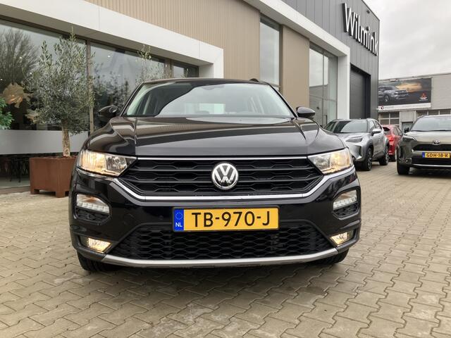 Volkswagen T-Roc 1.5 TSI (150pk) Style | Trekhaak | Camera | PDC v/a | Adap crui