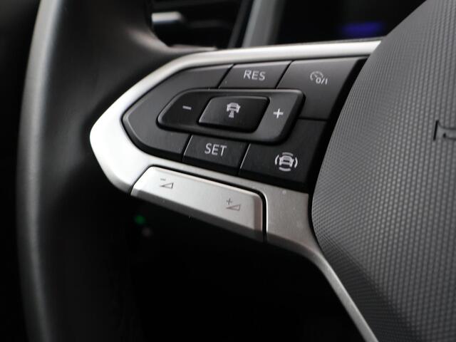 Volkswagen T-Roc 1.5 TSI Life Edition | 150 PK | Automaat | Multifunctioneel stuurwiel | Cruisecontrol | Achteruitrij camera |