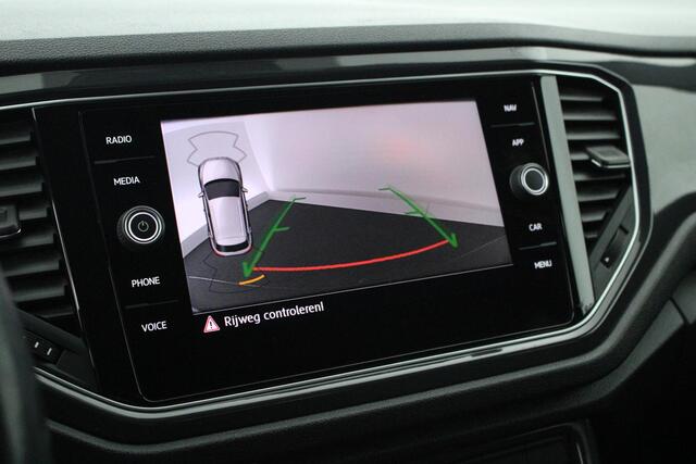 Volkswagen T-Roc 1.5 TSI 150pk DSG R-Line Sport Trekhaak Camera Keyless Led Virtual Cockpit Navigatie