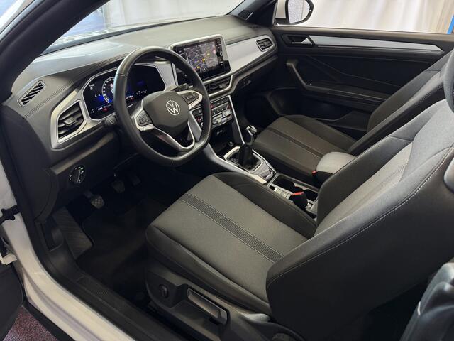 Volkswagen T-Roc Cabrio TSI VIR.COCKPIT CARPLAY NAVI IQ.LED STOEL/STUUR.VERW DAB ADAP.CRUISE 05/2024 "Volkswagen rijden begint bij Topautos.nl - 75 topmodellen direct op voorraad!"