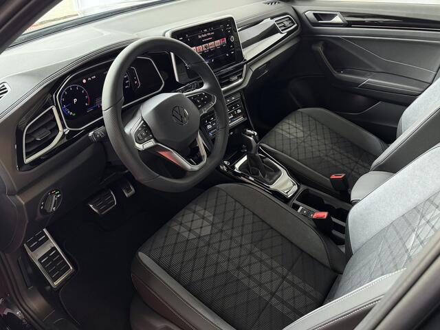 Volkswagen T-Roc ? NIEUWE AUTO ? 1.5 TSI DSG 2025 R-LINE 150PK AFN.TREKHAAK IQ LIGHT ALCANTARA ELEK.KLEP CARPLAY STOEL/STUUR VERW. 19"LMV VIR.COCKPIT 2025 RLINE R LINE "Volkswagen rijden begint bij Topautos.nl - 75 topmodellen direct op voorraad!"