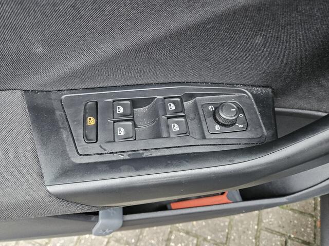 Volkswagen T-Roc 1.5 TSI Life Business