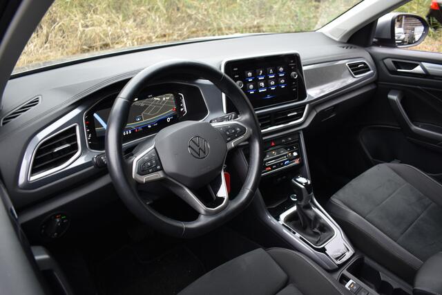 Volkswagen T-Roc 1.5 TSI DSG 150PK STYLE TREKHAAK/VIRTUAL/CAMERA