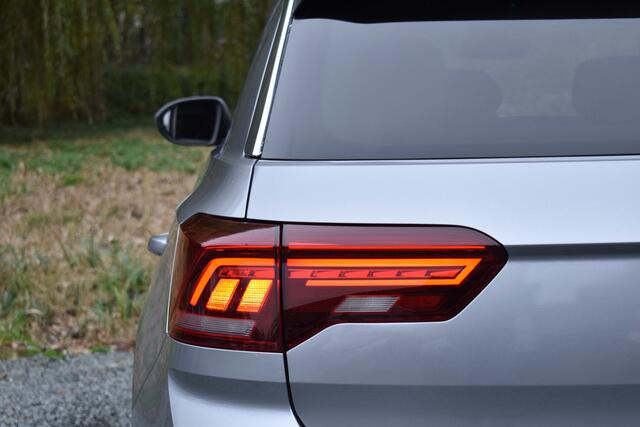 Volkswagen T-Roc 1.5 TSI DSG 150PK STYLE TREKHAAK/VIRTUAL/CAMERA