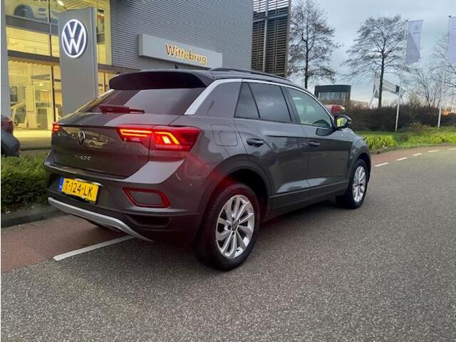 Volkswagen T-Roc 1.5 TSI Life Business / Carplay / Navi / Camera