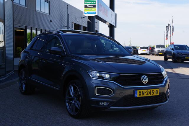 Volkswagen T-Roc 2.0 TSI 4Motion 190 PK R-Line Automaat, *NL-AUTO*, Panoramadak, Winterpakket, Carplay, Camera, Beats-Audio