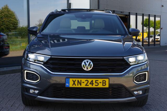 Volkswagen T-Roc 2.0 TSI 4Motion 190 PK R-Line Automaat, *NL-AUTO*, Panoramadak, Winterpakket, Carplay, Camera, Beats-Audio