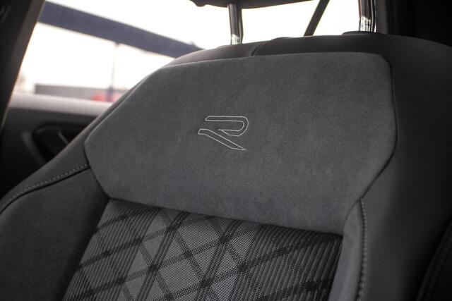 Volkswagen T-Roc 1.5 TSI R-Line Edition | Adapt cruise | Panorama dak | 18" Lmv |