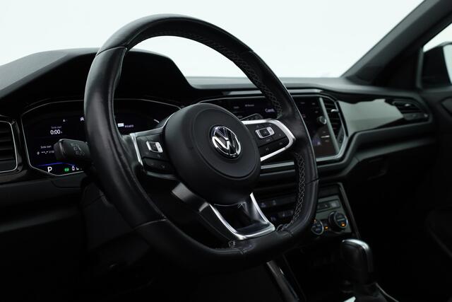 Volkswagen T-Roc 1.5 TSI Sport DSG | Pano | Afn. Trekhaak | Digi. Dashboard | Camera | 19'' | Adapt. Cruise | Keyless