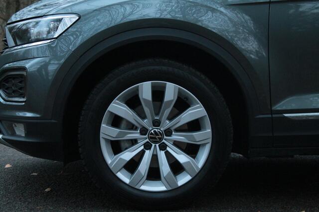 Volkswagen T-Roc 1.5 TSI Sport | Carplay | ACC | Camera