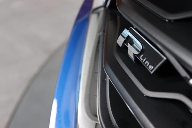 Volkswagen T-Roc 1.0 TSI Style R-line Trekhaak, ACC, Bluetooth,