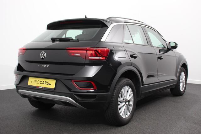 Volkswagen T-Roc 1.5 TSI 150pk DSG Life Navigatie Apple Carplay/Android Auto Parkeersensoren Camera Adaptive Cruise Control Park Assist StoelverwarmingVirtual Cockpit