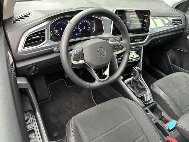 Volkswagen T-Roc 1.5 TSI 150pk DSG Style Carplay | Camera | Keyless | Elek. Achterklep | Rijklaar incl. garantie