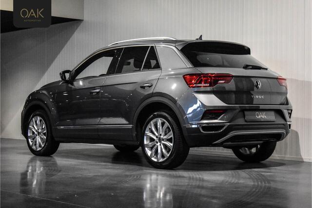 Volkswagen T-Roc 1.5 TSI Sport Aut. | Navigatie | Virtual Cockpit | Half Leder | Camera | 17"LM | NL Auto